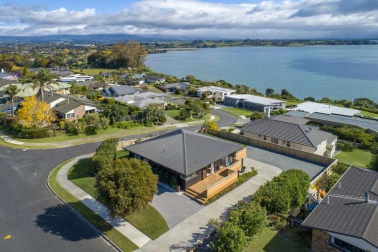 Photo of property in 100 Hamurana Road, Omokoroa, 3114