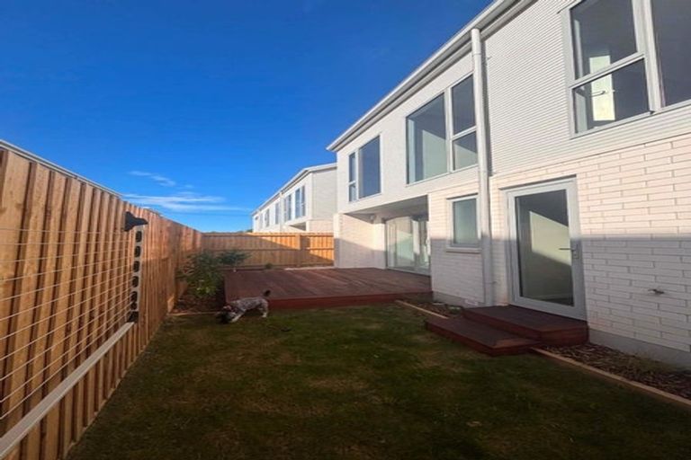 Photo of property in 3/50 Marine Parade, North New Brighton, Christchurch, 8083