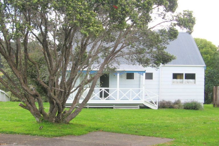 Photo of property in 164 Bambury Place, Onemana, Whangamata, 3691