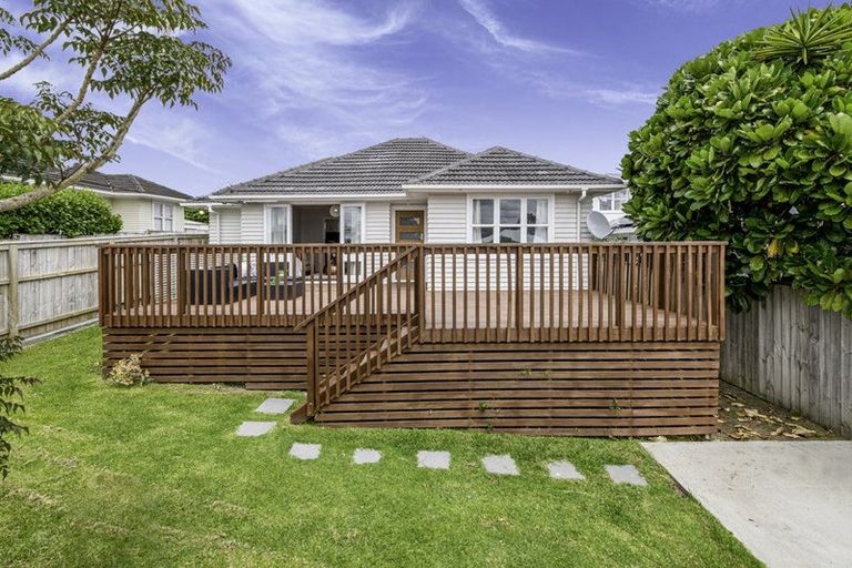 Photo of property in 123 Wharf Road, Te Atatu Peninsula, Auckland, 0610