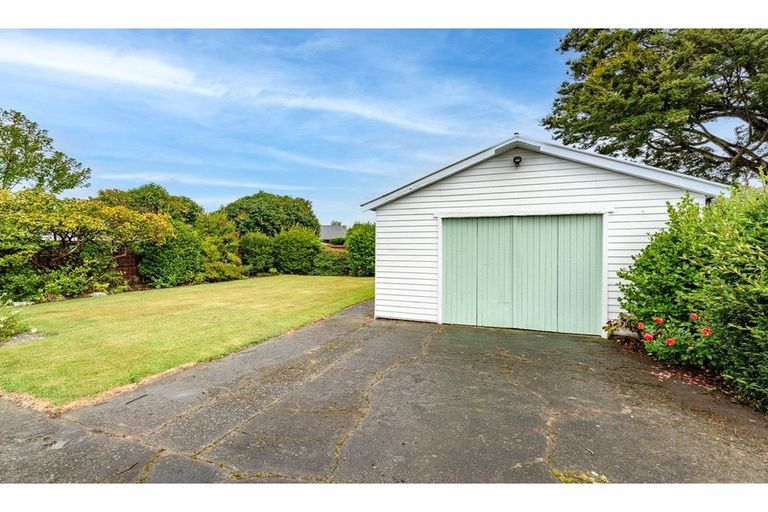 Photo of property in 1 Shaftesbury Street, Avonhead, Christchurch, 8042