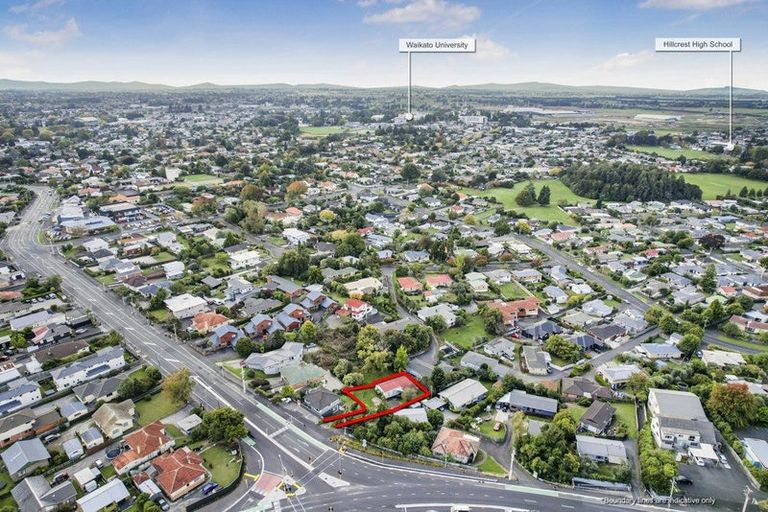 Photo of property in 199 Cambridge Road, Hillcrest, Hamilton, 3216