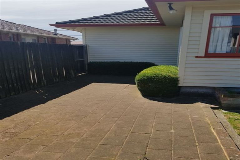 Photo of property in 71 Mahars Road, Mairehau, Christchurch, 8052