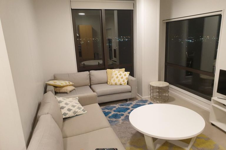 Photo of property in Twin Towers, 1107/17 Putney Way, Manukau, Auckland, 2104