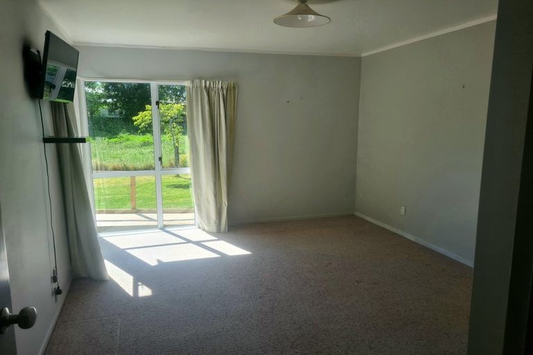 Photo of property in 28 Leeton Drive, Waipukurau, 4200