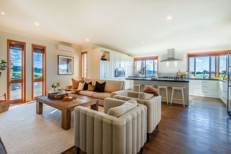 Photo of property in 273 Forestry Road, Waitoki, Kaukapakapa, 0871