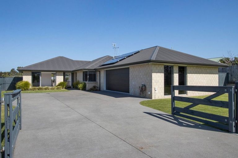 Photo of property in 34 Preston Drive, Katikati, 3129