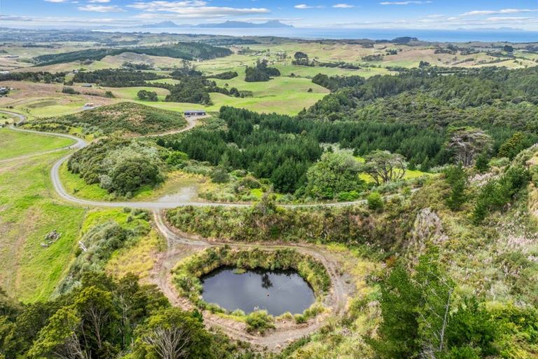 Photo of property in 438a Glenmohr Road, Waipu, 0582