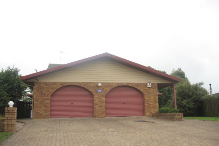 Photo of property in 19 Tynan Street, Te Puke, 3119