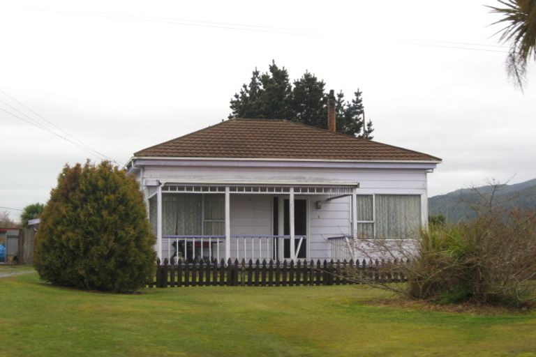 Photo of property in 8 Ward Street, Runanga, 7803