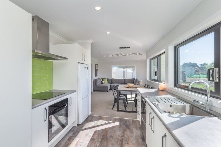 Photo of property in 128 Cummerfield Road, Foxton, 4891