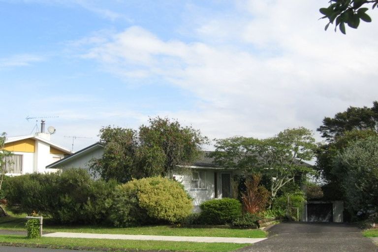 Photo of property in 4 Riverhills Avenue, Pakuranga Heights, Auckland, 2010