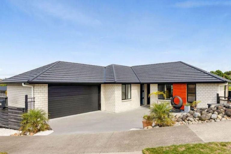 Photo of property in 12 Jersey Place, Bell Block, New Plymouth, 4312