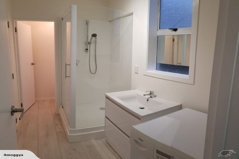 Photo of property in 9/76 Freyberg Street, Lyall Bay, Wellington, 6022