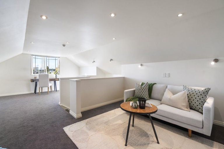 Photo of property in 406a Kimbolton Road, Feilding, 4702
