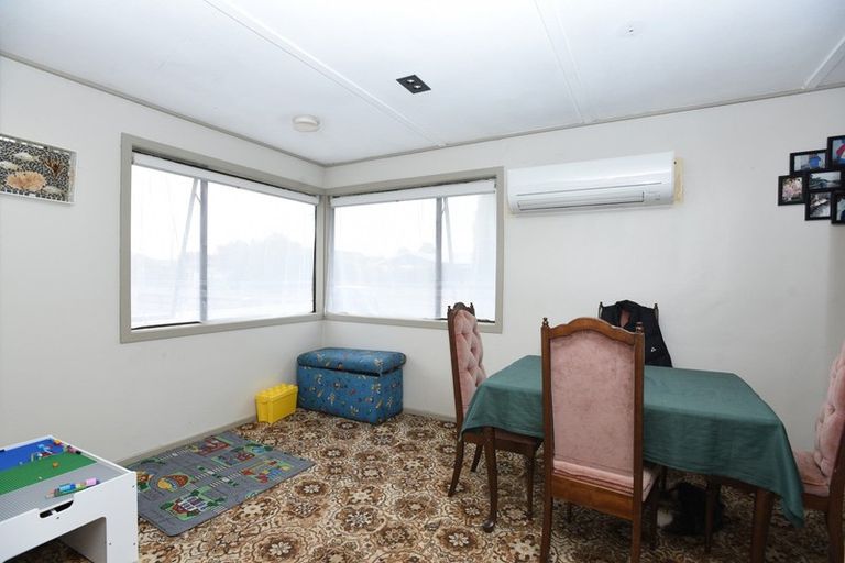 Photo of property in 224 Mcquarrie Street, Kingswell, Invercargill, 9812