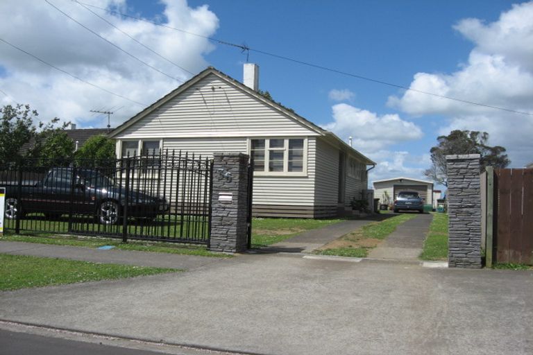 Photo of property in 36 Arimu Road, Papakura, 2110