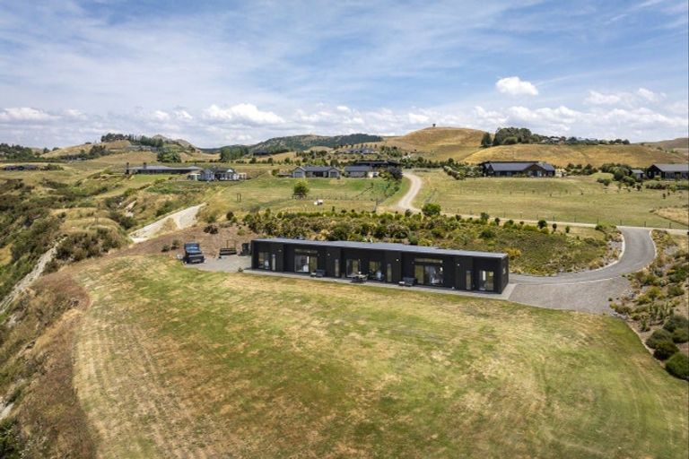 Photo of property in 8 Riverview Drive, Otane, 4277