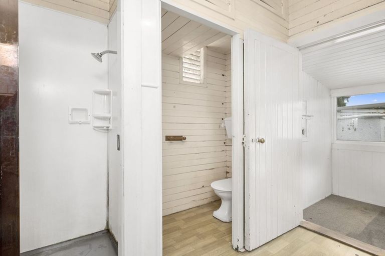 Photo of property in 200 Bay View Road, South Dunedin, Dunedin, 9012