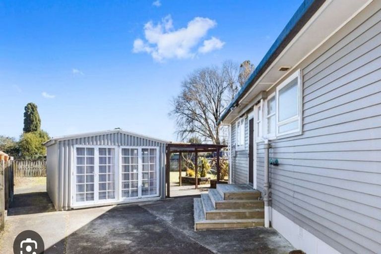 Photo of property in 77 Dominion Road, Papakura, 2110