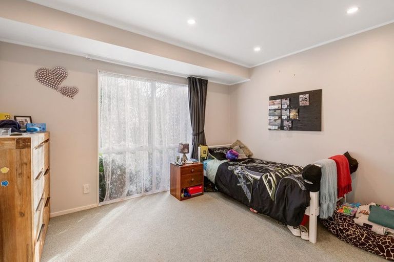 Photo of property in 2312 State Highway 16, Helensville, 0875