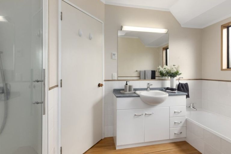 Photo of property in 3/154 Knights Road, Hutt Central, Lower Hutt, 5010