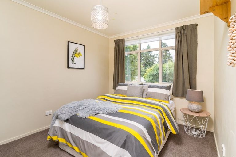 Photo of property in 11 Glenross Street, Glenross, Dunedin, 9011