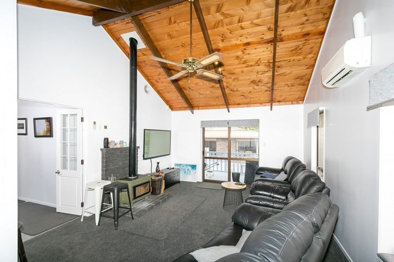 Photo of property in 15 Carew Street, Nawton, Hamilton, 3200