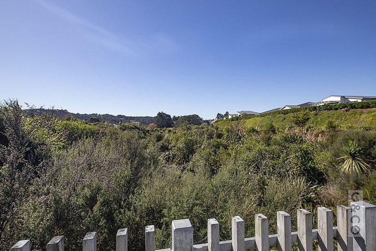 Photo of property in 34 Ara Kakara Avenue, Huapai, Kumeu, 0810