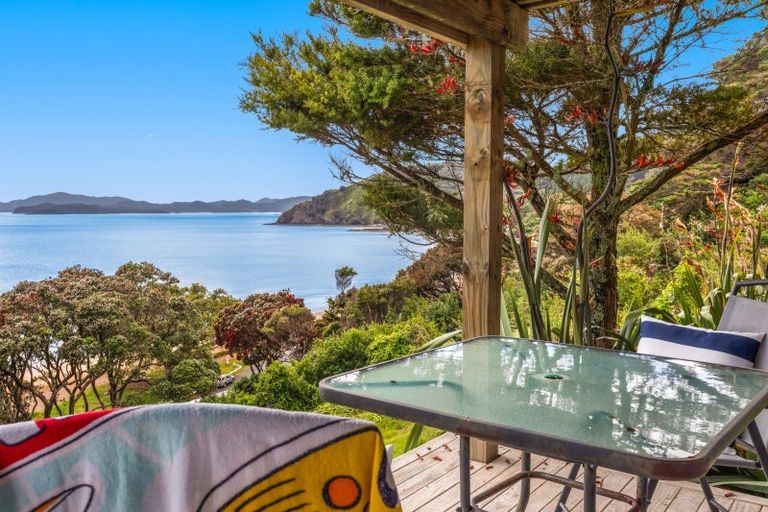 Photo of property in 41 Long Beach Road, Russell, 0202