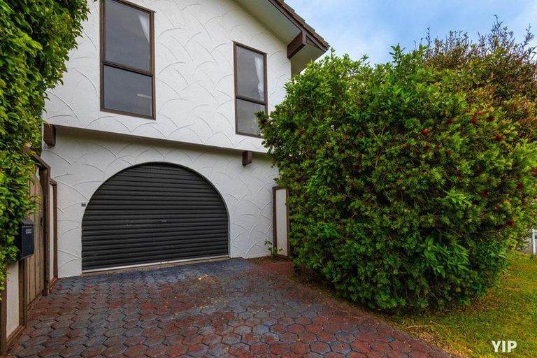 Photo of property in 23 Chisbury Street, Churton Park, Wellington, 6037
