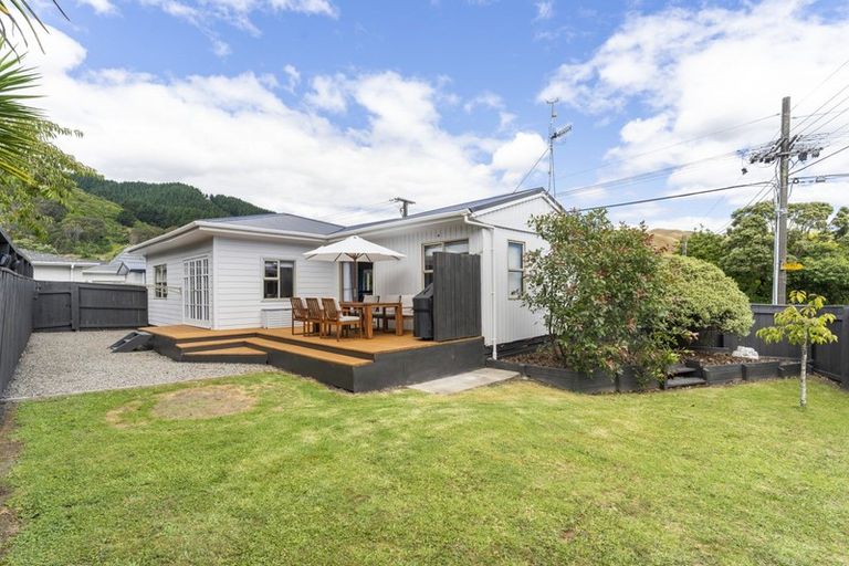 Photo of property in 41 Elizabeth Street, Waikanae, 5036