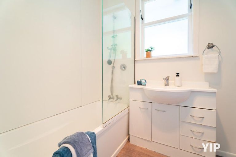 Photo of property in 19 Mahinawa Street, Takapuwahia, Porirua, 5022