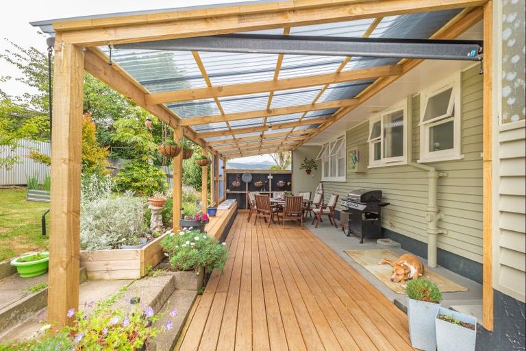 Photo of property in 5 Highbury Drive, Levin, 5510