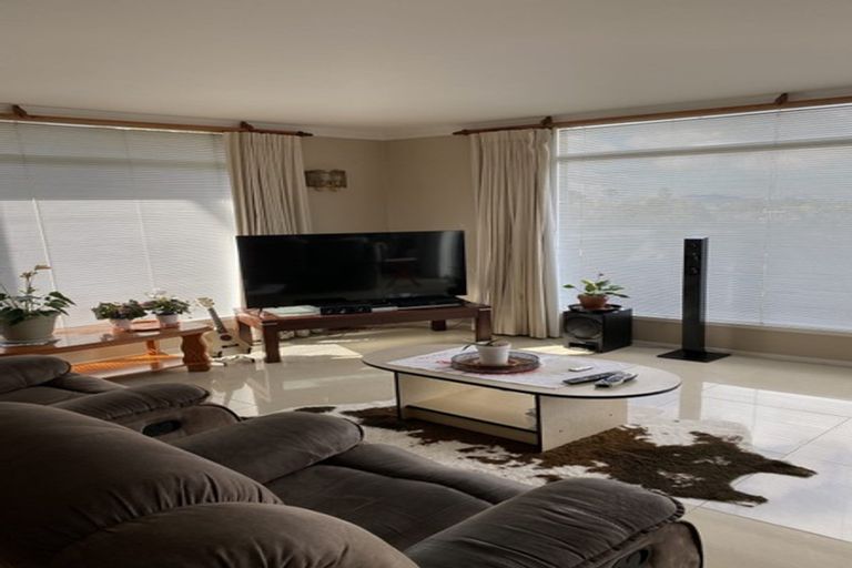 Photo of property in 20 Grenada Avenue, Forrest Hill, Auckland, 0620