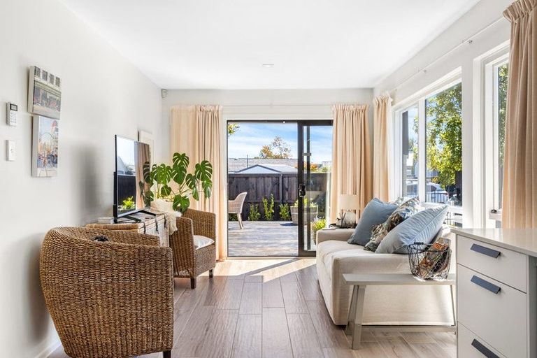 Photo of property in 1/98 Perry Street, Papanui, Christchurch, 8053