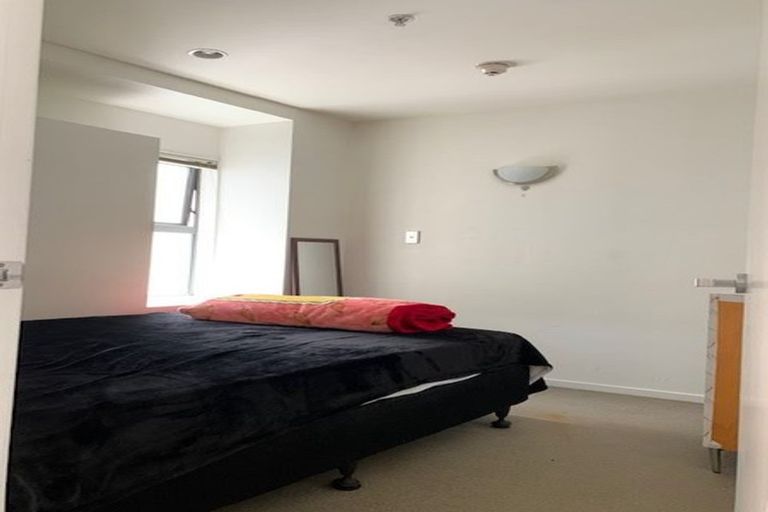 Photo of property in Alpha Apartments, 608/17 Vogel Lane, Auckland Central, Auckland, 1010