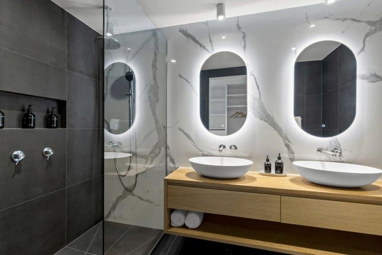 Photo of property in 18 Station Bay Rise, Lake Tekapo, 7999