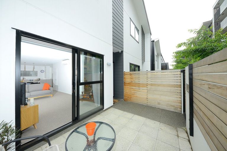 Photo of property in The Terraces, 6/36d Welles Street, Christchurch Central, Christchurch, 8011