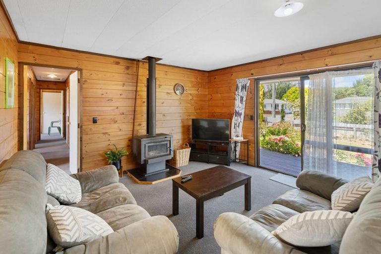 Photo of property in 9 Wilson Road, Hunterville, 4730