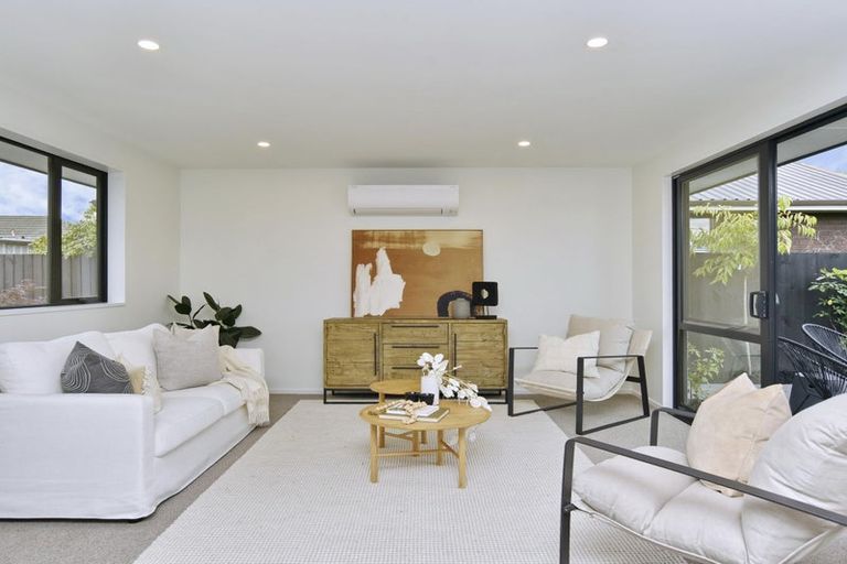 Photo of property in 1/23 Dunedin Street, Redwood, Christchurch, 8051