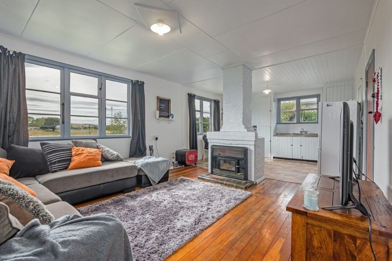 Photo of property in 13 Fox Street, Woodville, 4920