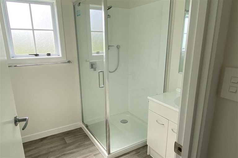 Photo of property in 554 Waitakere Road, Taupaki, Henderson, 0782