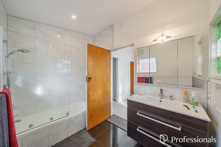 Photo of property in 135 Waterloo Road, Hutt Central, Lower Hutt, 5010