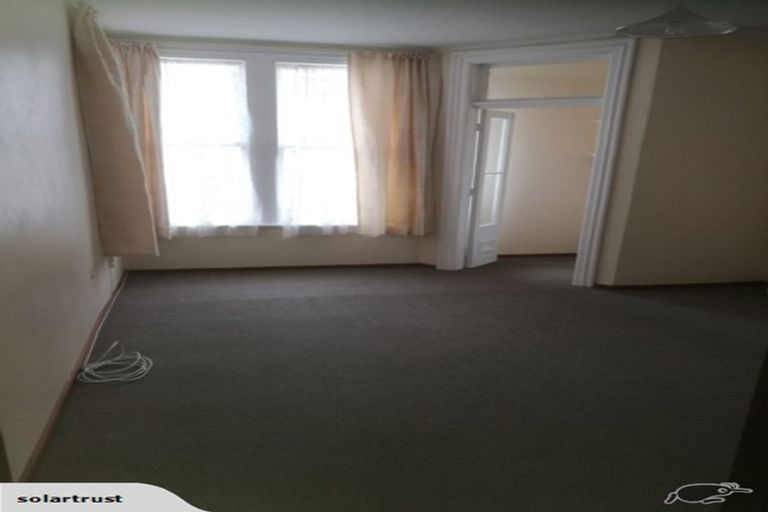 Photo of property in 1/27 Brougham Street, Mount Victoria, Wellington, 6011