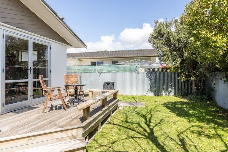 Photo of property in 55 Allen Berry Avenue, Pirimai, Napier, 4112