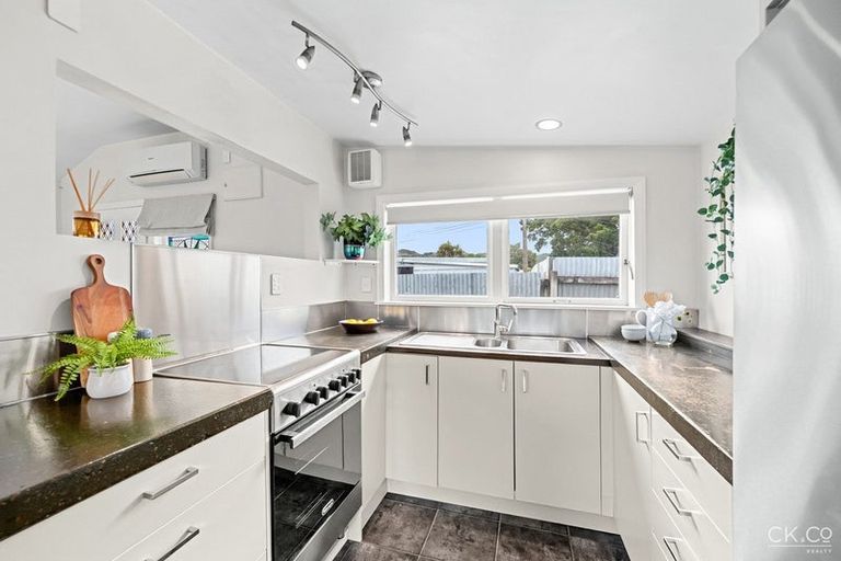 Photo of property in 12a Islington Street, Trentham, Upper Hutt, 5018