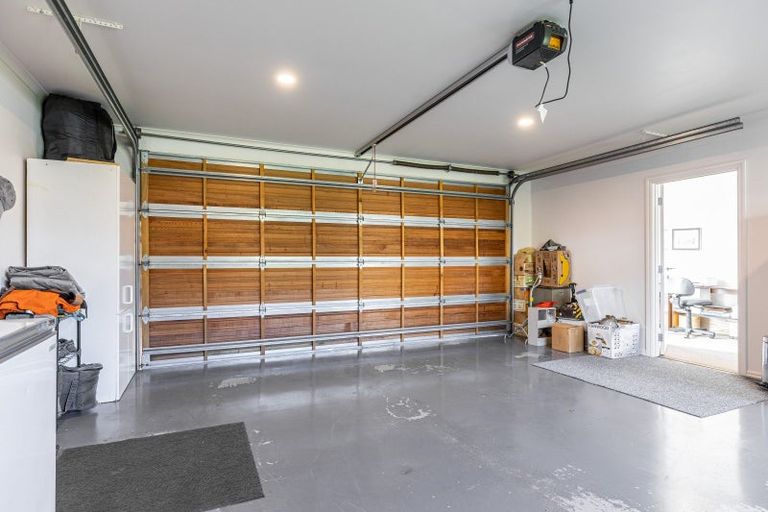 Photo of property in 10 Glentui Place, Waikawa, Picton, 7220