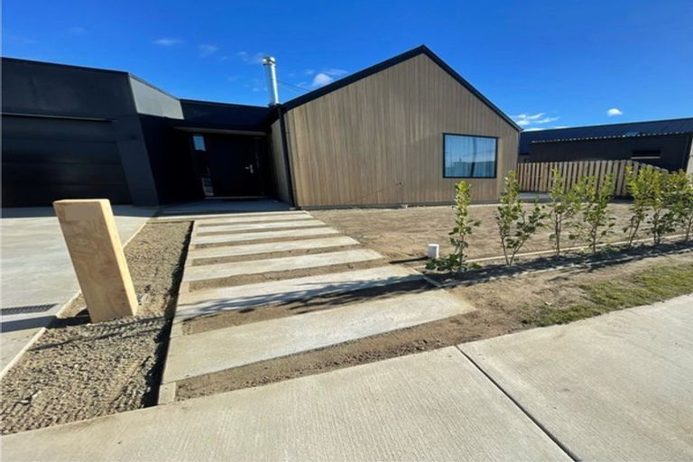 Photo of property in Northlake, 19 Riverslea Road, Wanaka, 9305