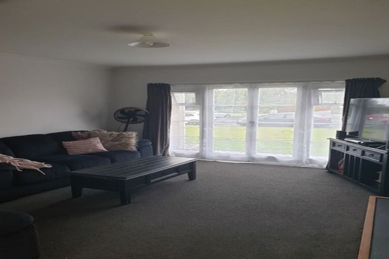 Photo of property in 17 White Street, Taradale, Napier, 4112